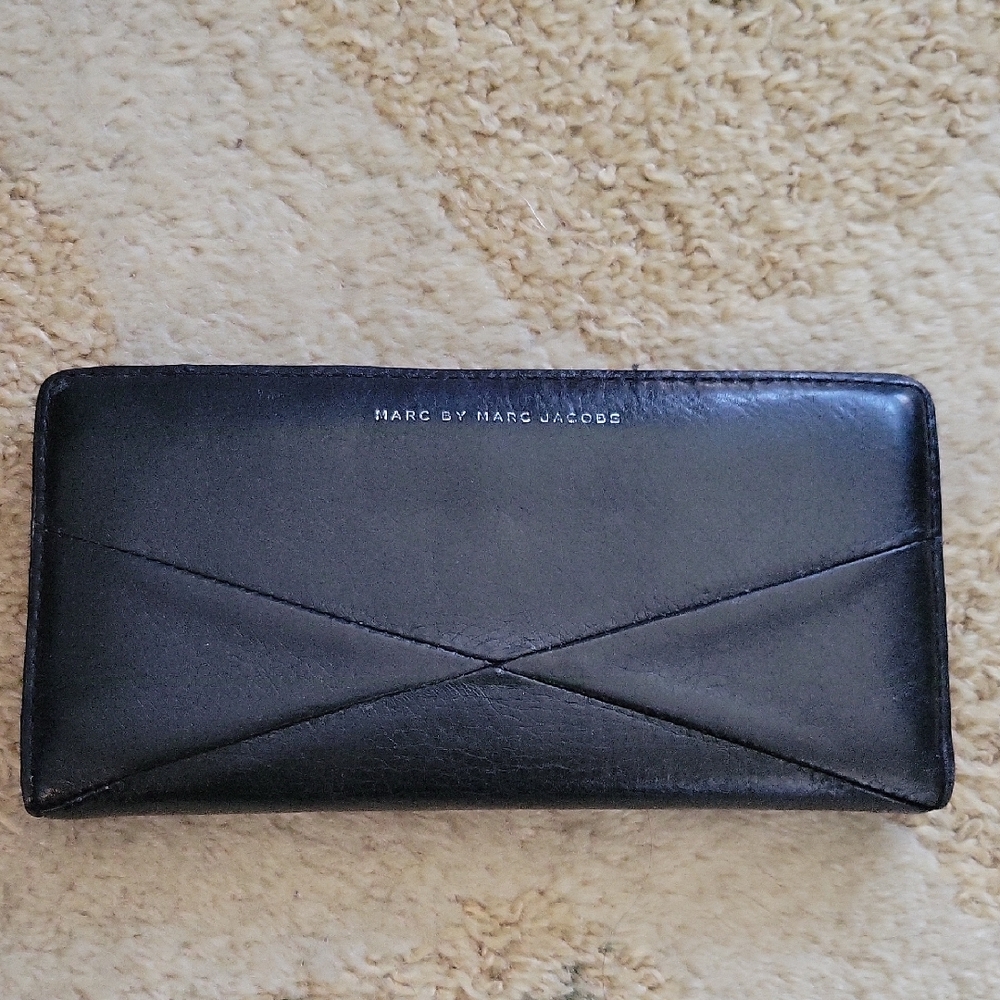 Marc by Marc Jacobs Black Leather Bifolder Wallet